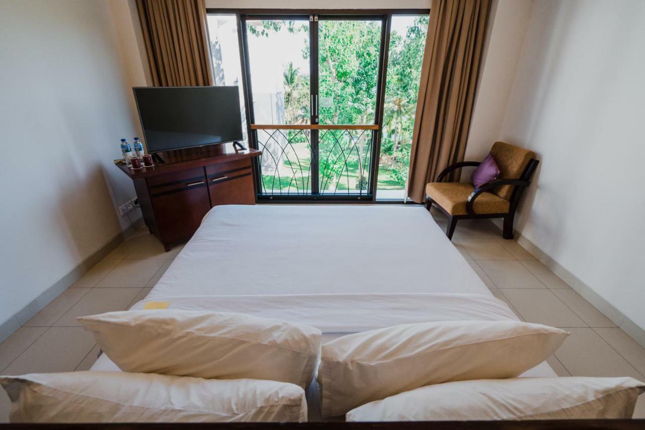 Bintang Flores Hotel Labuan Bajo Luaran gambar